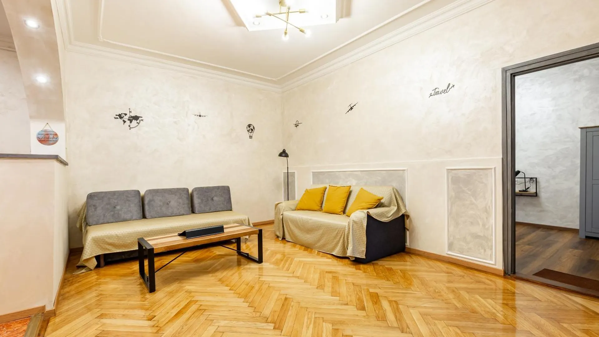 Appartamento Mari&Emi Flat In Corvin Budapest 0*,  Ungheria